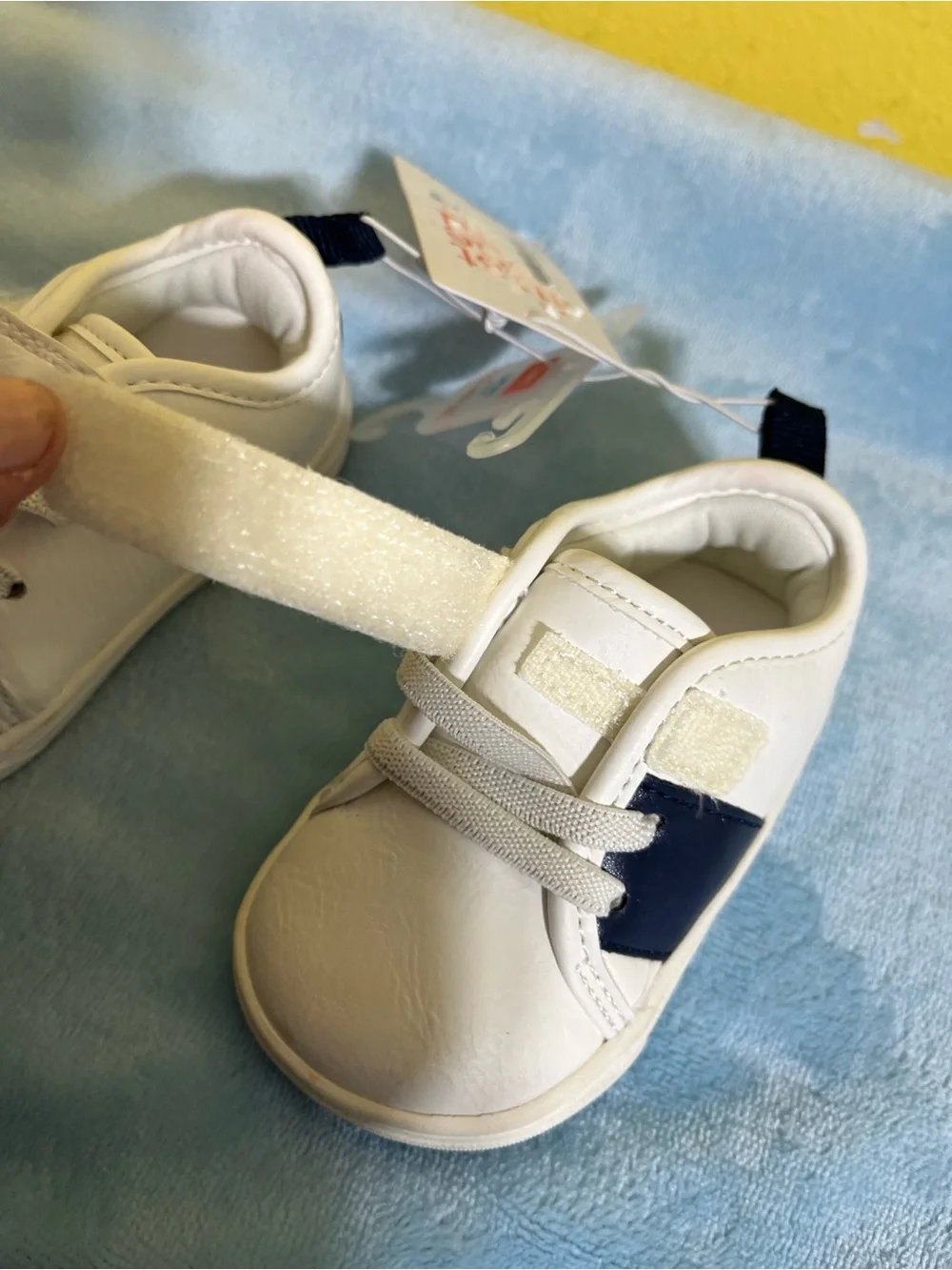 Just One You by Carter’s Baby Sneakers Size 3 (6–9 Months) NWT White & Navy